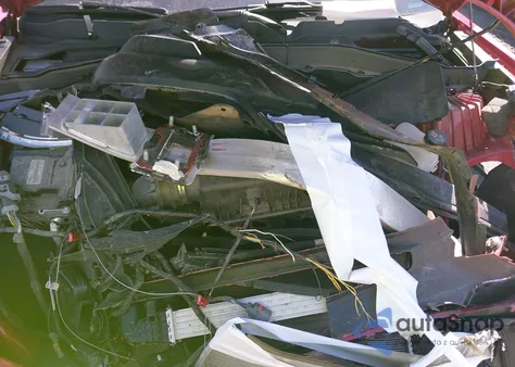 2022 Ford Explorer Xlt z USA, uszkodzony, nr VIN 1FMSK8DH2NGC09901